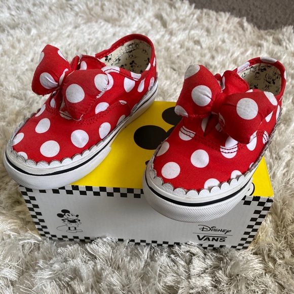 vans red polka dot